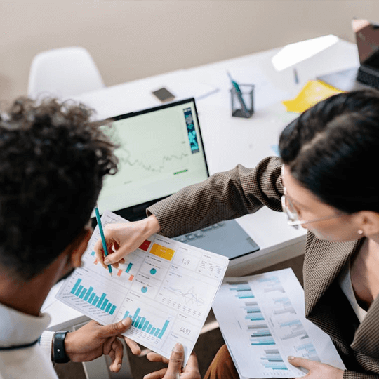 Jasný Bitnex znázornění analýzy výkonnosti